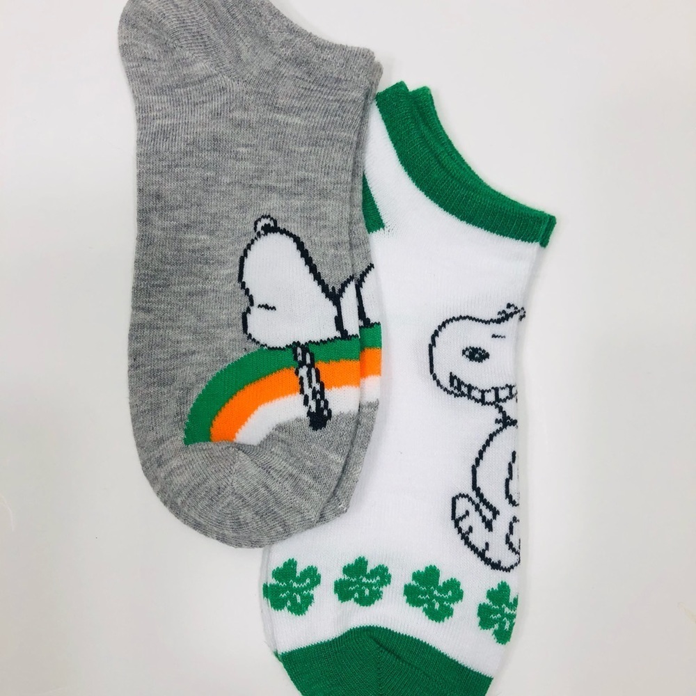 PEANUTS Snoopy Footie Socks Sz. 4-10 NEW